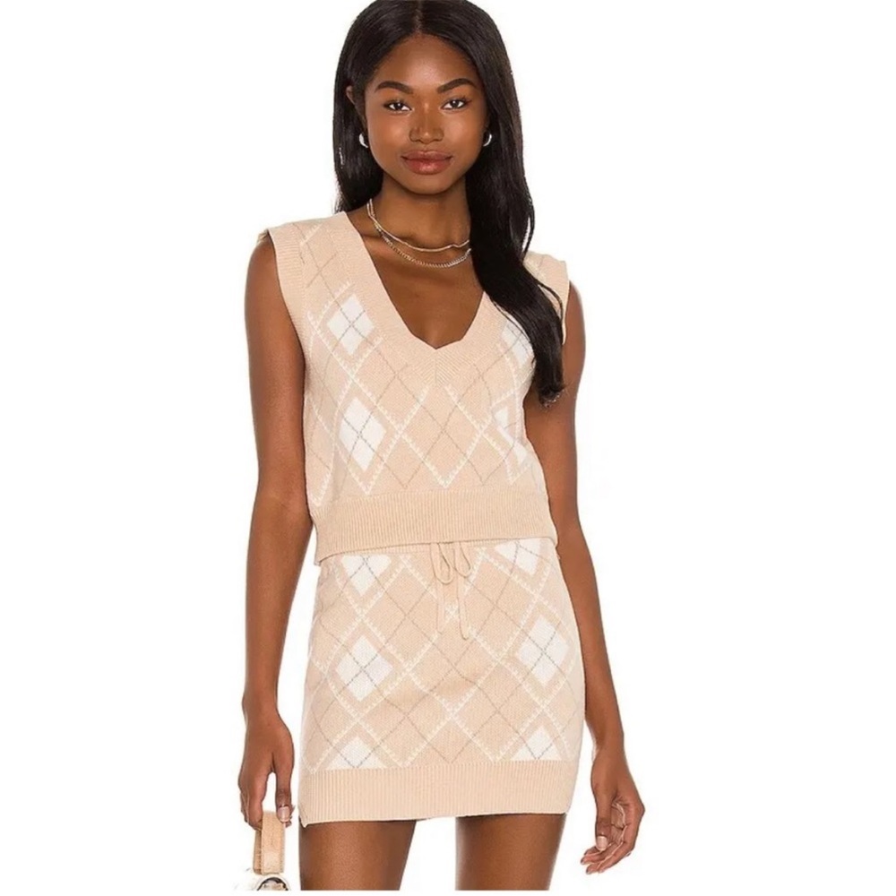 🆕 SET Lovers+ Friends Rylan Knot Vest and Skirt in Hazelnut Argyle Size XS NWOT
